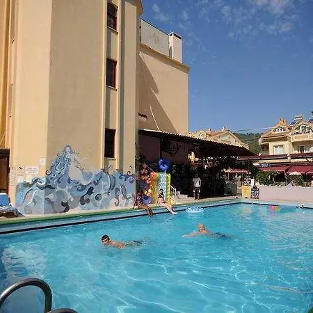 Апартаменты Grand Sol